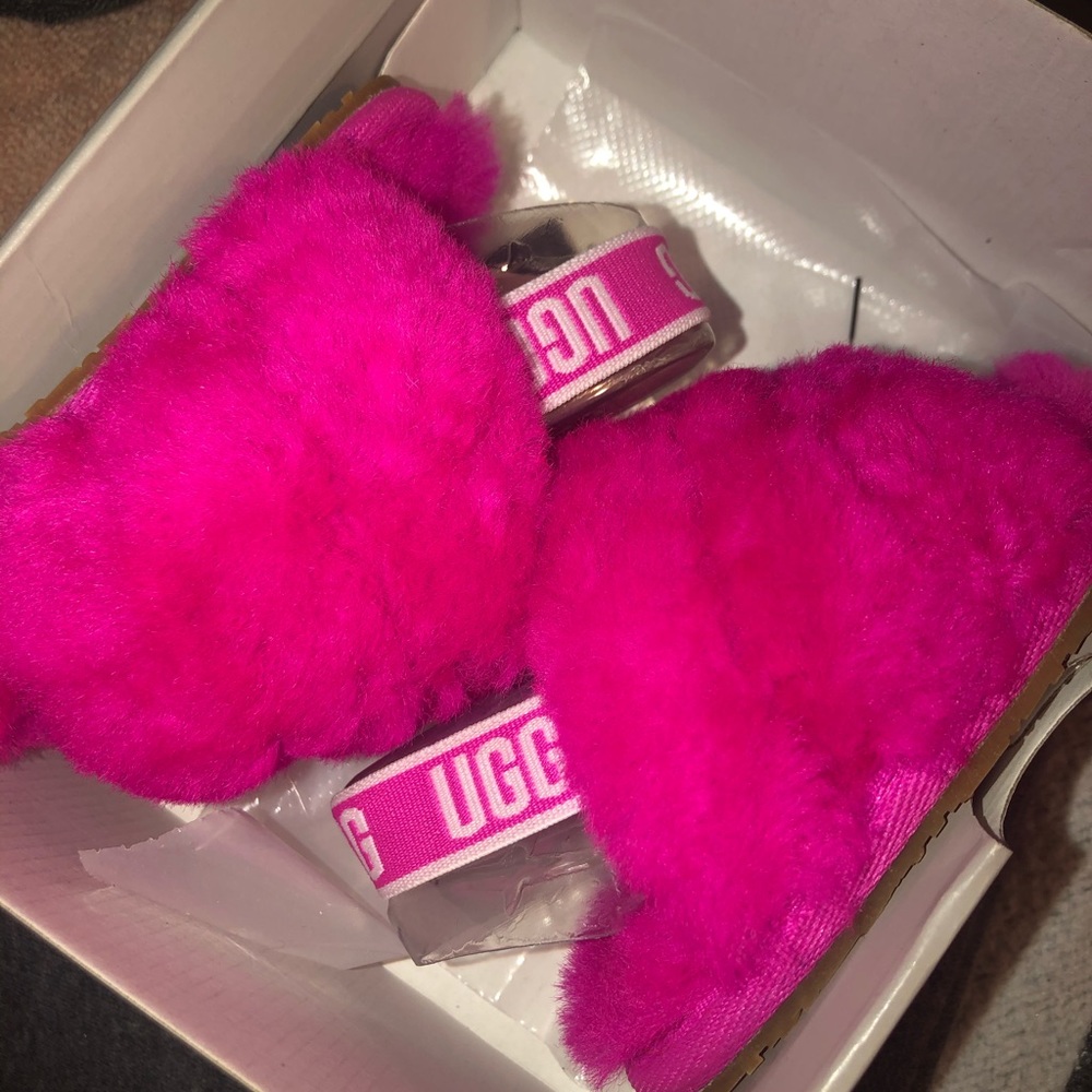 Girl UGG